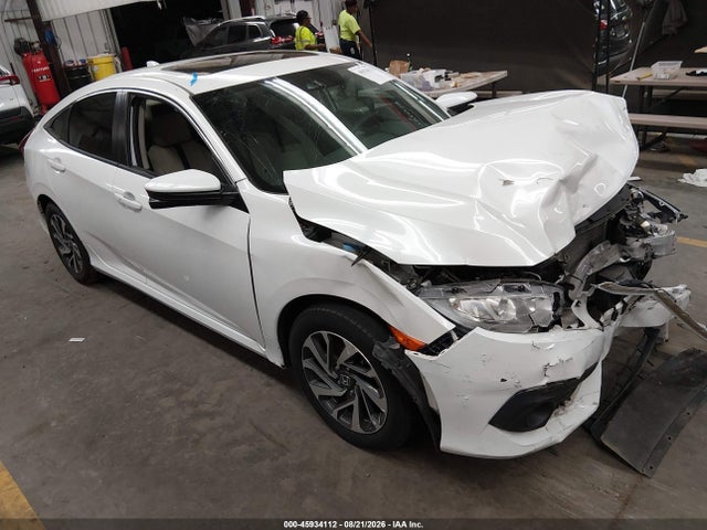 Продажа на аукционе авто 2017 Honda Civic Ex, vin: 19XFC2F80HE015935, номер лота: 45934112