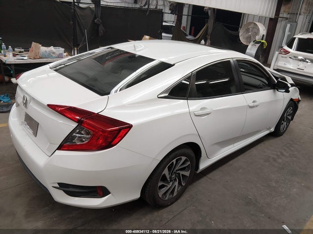 Продажа на аукционе авто 2017 Honda Civic Ex, vin: 19XFC2F80HE015935, номер лота: 45934112