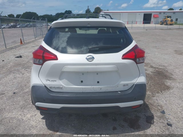 45934204 :رقم المزاد ، 3N1CP5CU7KL470586 vin ، 2019 Nissan Kicks Sr مزاد بيع
