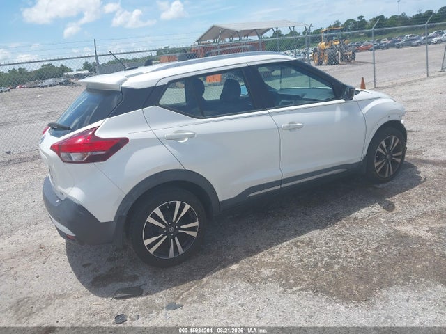 45934204 :رقم المزاد ، 3N1CP5CU7KL470586 vin ، 2019 Nissan Kicks Sr مزاد بيع