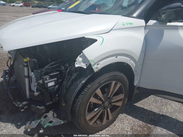 45934204 :رقم المزاد ، 3N1CP5CU7KL470586 vin ، 2019 Nissan Kicks Sr مزاد بيع