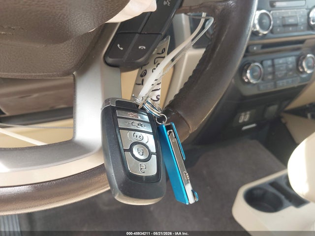 Продаж на аукціоні авто 2018 Ford F-150 Lariat, vin: 1FTEW1EG0JKC04822, номер лоту: 45934211