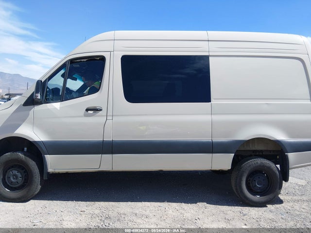 Продажа на аукционе авто 2025 Mercedes-benz Sprinter 2500 Standard Roof 4-cyl Diesel Ho, vin: W1W4NBVY0ST201383, номер лота: 45934272
