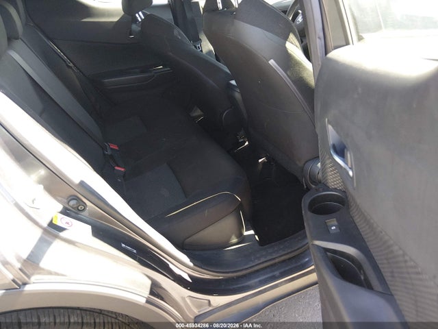 Toyota C-HR LE 2019 JTNKHMBX9K1013244 Image 8