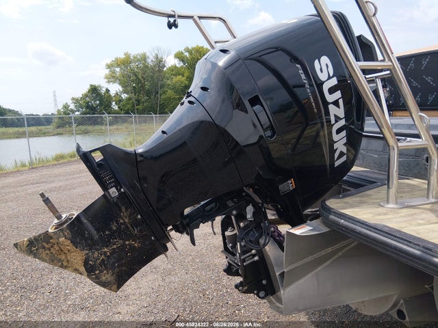 Продажа на аукционе авто 2024 Crest Iii Pontoon, vin: CSM00042G324, номер лота: 45934322