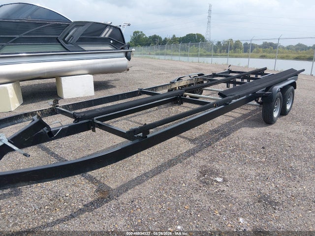 Продажа на аукционе авто 2024 Crest Iii Pontoon, vin: CSM00042G324, номер лота: 45934322