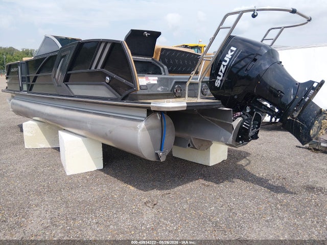 Продажа на аукционе авто 2024 Crest Iii Pontoon, vin: CSM00042G324, номер лота: 45934322