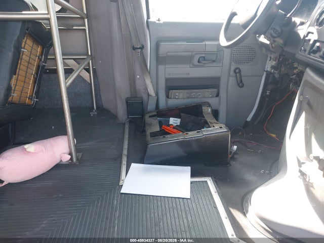 Продаж на аукціоні авто 2011 Ford E-350 Cutaway, vin: 1FDEE3FS1BDA14871, номер лоту: 45934327