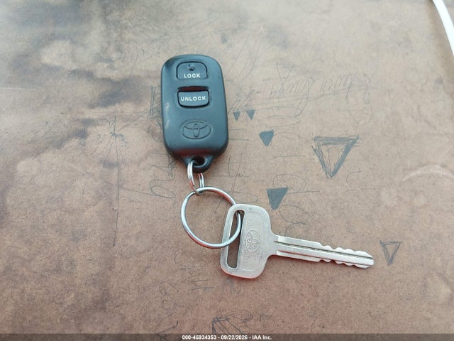 Продажа на аукционе авто 2002 Toyota Sienna Ce, vin: 4T3ZF19CX2U424521, номер лота: 45934353