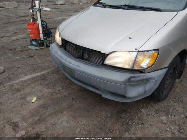 Продажа на аукционе авто 2002 Toyota Sienna Ce, vin: 4T3ZF19CX2U424521, номер лота: 45934353