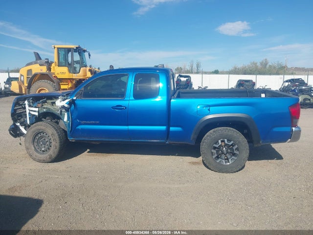 45934368 :رقم المزاد ، 5TFSZ5AN0HX104853 vin ، 2017 Toyota Tacoma Trd Off Road مزاد بيع