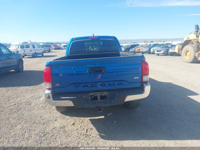 45934368 :رقم المزاد ، 5TFSZ5AN0HX104853 vin ، 2017 Toyota Tacoma Trd Off Road مزاد بيع