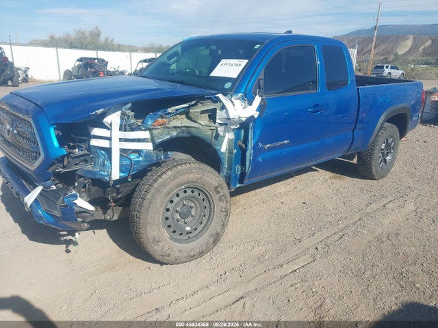 45934368 :رقم المزاد ، 5TFSZ5AN0HX104853 vin ، 2017 Toyota Tacoma Trd Off Road مزاد بيع