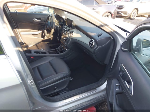 45934387 :رقم المزاد ، WDCTG4GB2FJ182580 vin ، 2015 Mercedes-benz Gla 250 4matic مزاد بيع