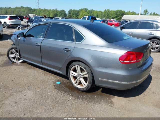 Aukcja sprzedaży 2014 Volkswagen Passat 2.0l Tdi Se, vin: 1VWBN7A38EC100460, numer aukcji: 45934396
