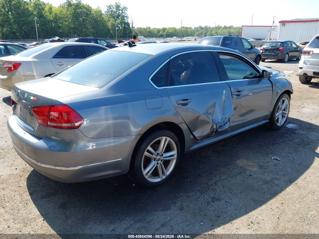 Aukcja sprzedaży 2014 Volkswagen Passat 2.0l Tdi Se, vin: 1VWBN7A38EC100460, numer aukcji: 45934396