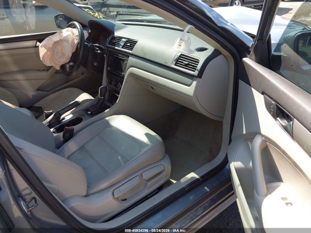 Aukcja sprzedaży 2014 Volkswagen Passat 2.0l Tdi Se, vin: 1VWBN7A38EC100460, numer aukcji: 45934396
