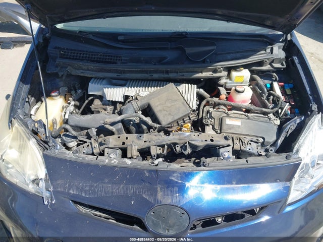 Toyota Prius Two 2015 JTDKN3DU5F0446890 Image 10