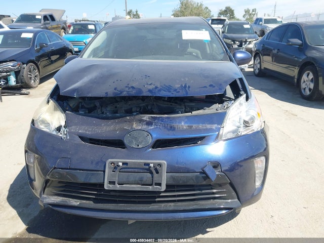 Toyota Prius Two 2015 JTDKN3DU5F0446890 Image 6