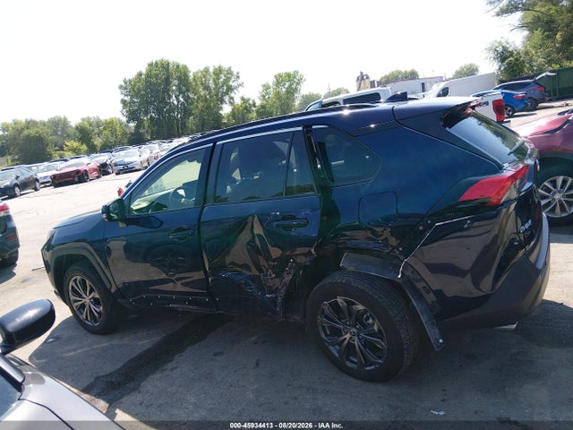 Продажа на аукционе авто 2023 Toyota Rav4 Hybrid Xle Premium, vin: JTMB6RFV1PD111447, номер лота: 45934413