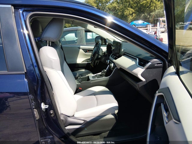 Продажа на аукционе авто 2023 Toyota Rav4 Hybrid Xle Premium, vin: JTMB6RFV1PD111447, номер лота: 45934413