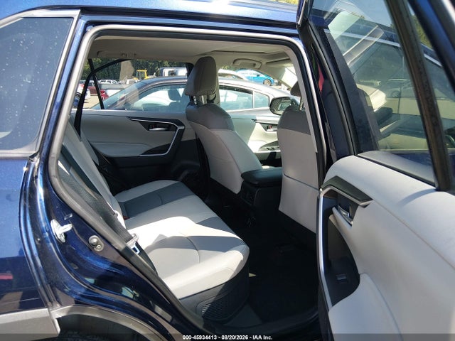 Продажа на аукционе авто 2023 Toyota Rav4 Hybrid Xle Premium, vin: JTMB6RFV1PD111447, номер лота: 45934413