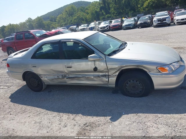 Продажа на аукционе авто 2000 Toyota Camry Le, vin: 4T1BG22K0YU636433, номер лота: 45934432