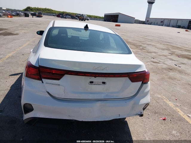 Продажа на аукционе авто 2024 Kia Forte Lxs, vin: 3KPF24AD9RE815850, номер лота: 45934454