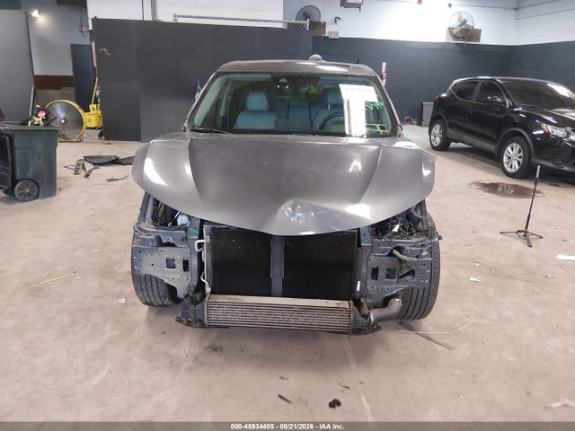 Продажа на аукционе авто 2019 Acura Rdx Advance Package, vin: 5J8TC2H70KL023198, номер лота: 45934455