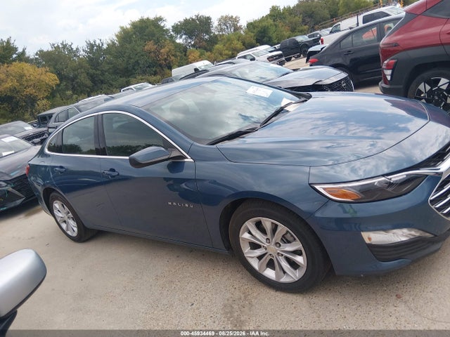 1G1ZD5ST4SF114883 Chevrolet Malibu Fwd 1lt