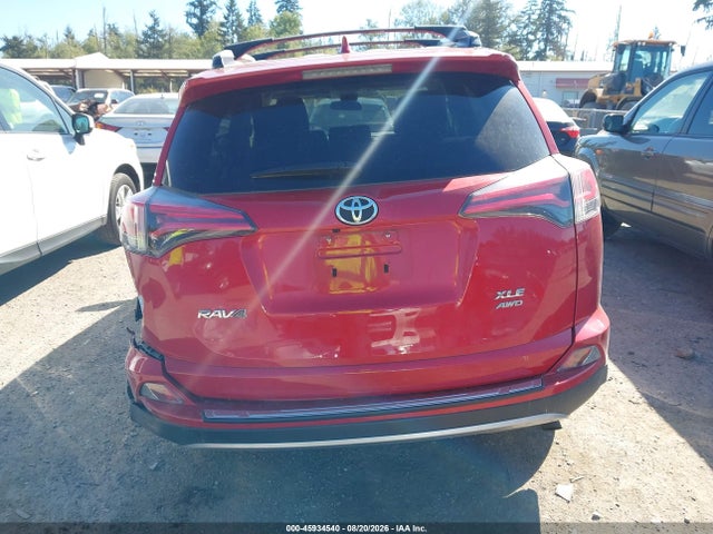 JTMRFREV3HJ123327 Toyota Rav4 Xle