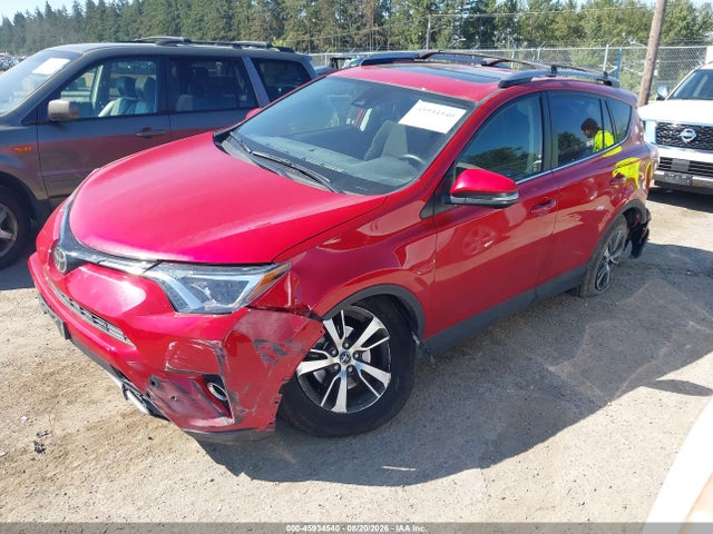 JTMRFREV3HJ123327 Toyota Rav4 Xle