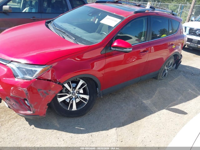 JTMRFREV3HJ123327 Toyota Rav4 Xle