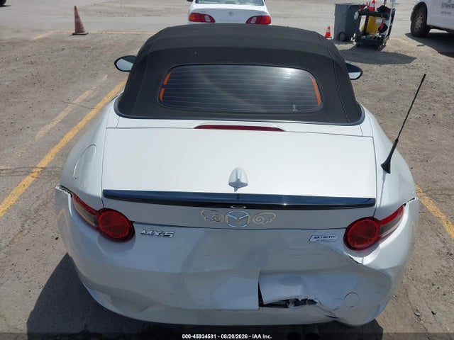 45934581 :رقم المزاد ، JM1NDAC79G0110855 vin ، 2016 Mazda Mx-5 Miata Club مزاد بيع
