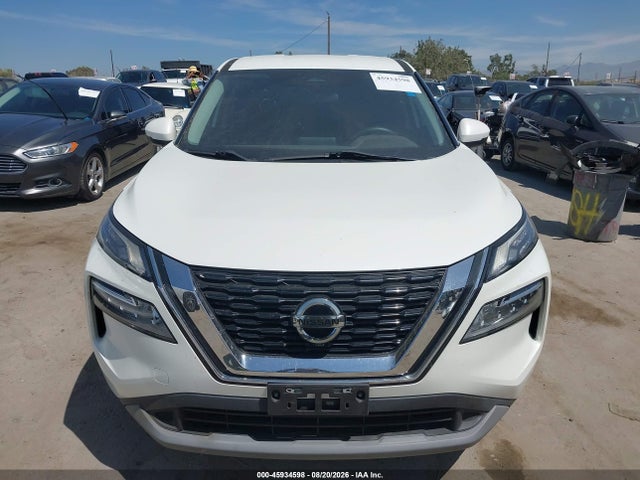 5N1AT3BA0MC787048 Nissan Rogue Sv Fwd