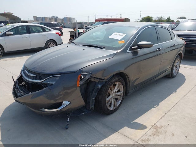 Chrysler 200 Limited 2016 1C3CCCAB6GN113510 Image 2
