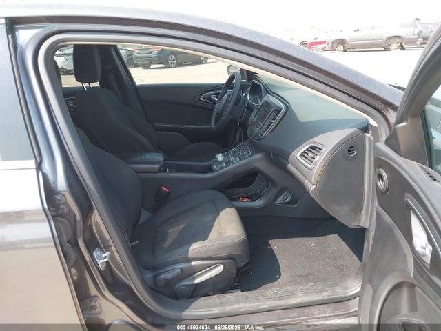 Chrysler 200 Limited 2016 1C3CCCAB6GN113510 Image 5