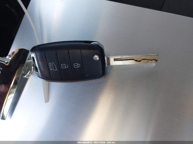 45934615 :رقم المزاد ، 5XYPG4A3XKG511528 vin ، 2019 Kia Sorento 2.4l Lx مزاد بيع