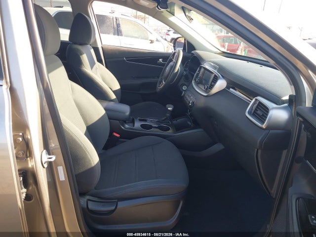 45934615 :رقم المزاد ، 5XYPG4A3XKG511528 vin ، 2019 Kia Sorento 2.4l Lx مزاد بيع