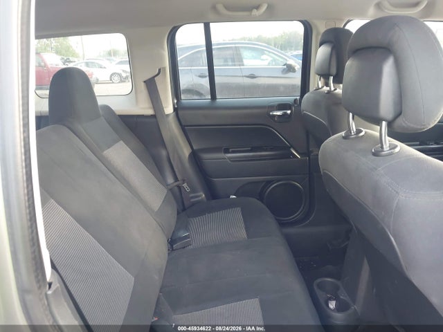 45934622 :رقم المزاد ، 1C4NJPFB5ED628849 vin ، 2014 Jeep Patriot Latitude مزاد بيع