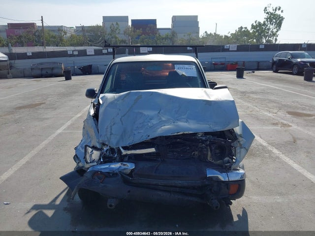 Продажа на аукционе авто 2000 Toyota Tacoma, vin: 5TENL42N5YZ700220, номер лота: 45934643