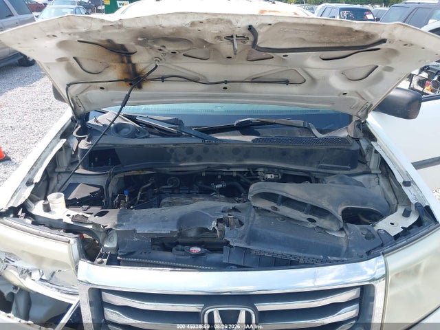 Продажа на аукционе авто 2015 Honda Pilot Lx, vin: 5FNYF3H29FB001179, номер лота: 45934659
