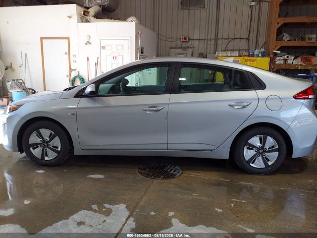Продаж на аукціоні авто 2020 Hyundai Ioniq Hybrid Blue, vin: KMHC65LC3LU219865, номер лоту: 45934663