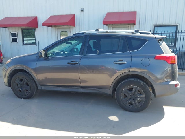 45934665 :رقم المزاد ، 2T3ZFREVXFW140804 vin ، 2015 Toyota Rav4 Le مزاد بيع