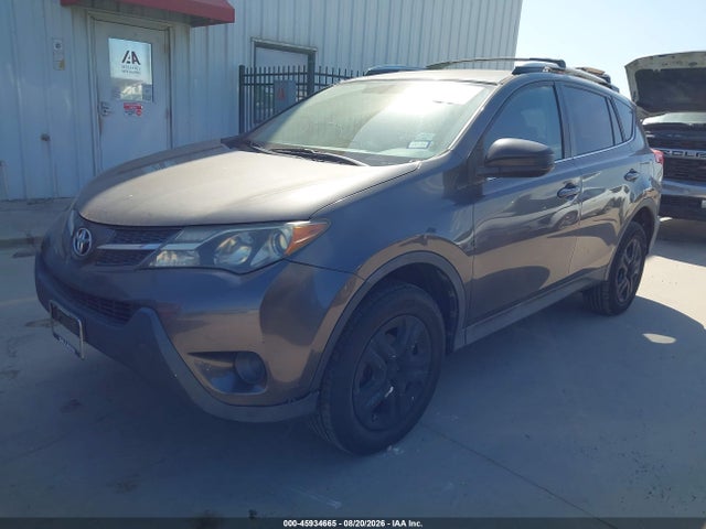 45934665 :رقم المزاد ، 2T3ZFREVXFW140804 vin ، 2015 Toyota Rav4 Le مزاد بيع