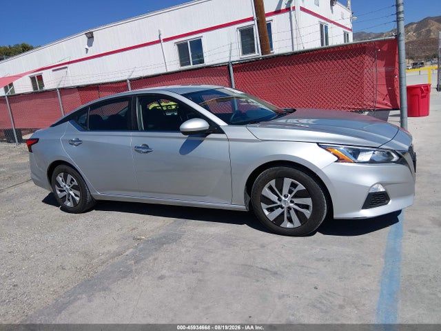 1N4BL4BV9NN385428 Nissan Altima S Fwd