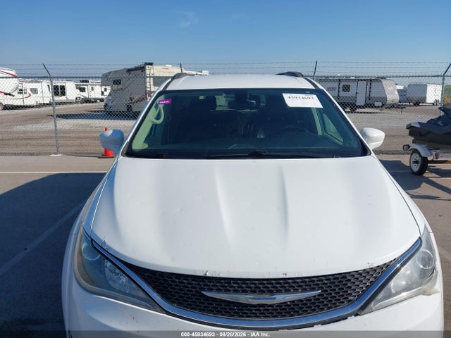 45934693 :رقم المزاد ، 2C4RC1BG3HR576231 vin ، 2017 Chrysler Pacifica Touring-l مزاد بيع