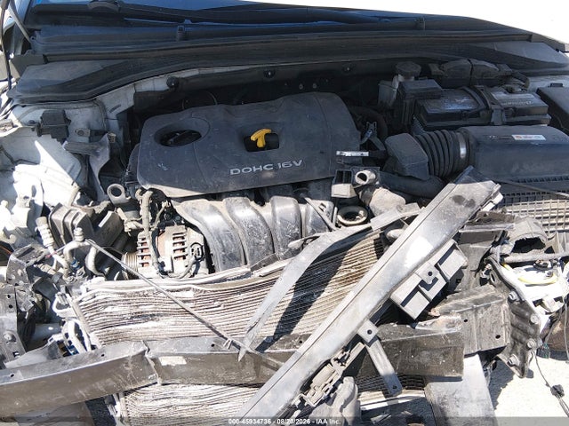 KMHD84LF4HU206312 Hyundai ELANTRA SE