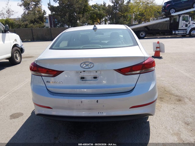 KMHD84LF4HU206312 Hyundai ELANTRA SE