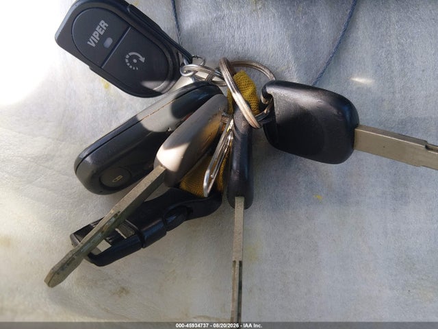 45934737 :رقم المزاد ، 2HGES26874H588586 vin ، 2004 Honda Civic Ex مزاد بيع